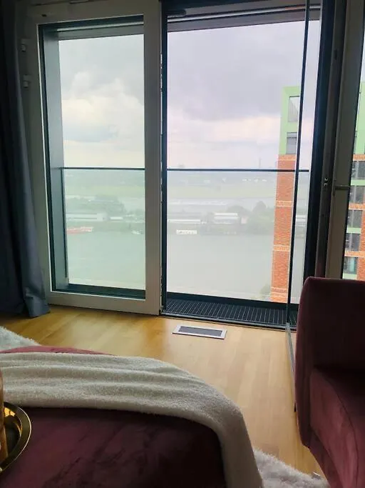 Lux 2Bd W/ Rooftop Terrace And Rhine Views! Apartment Dusseldorf 0*,  Germany